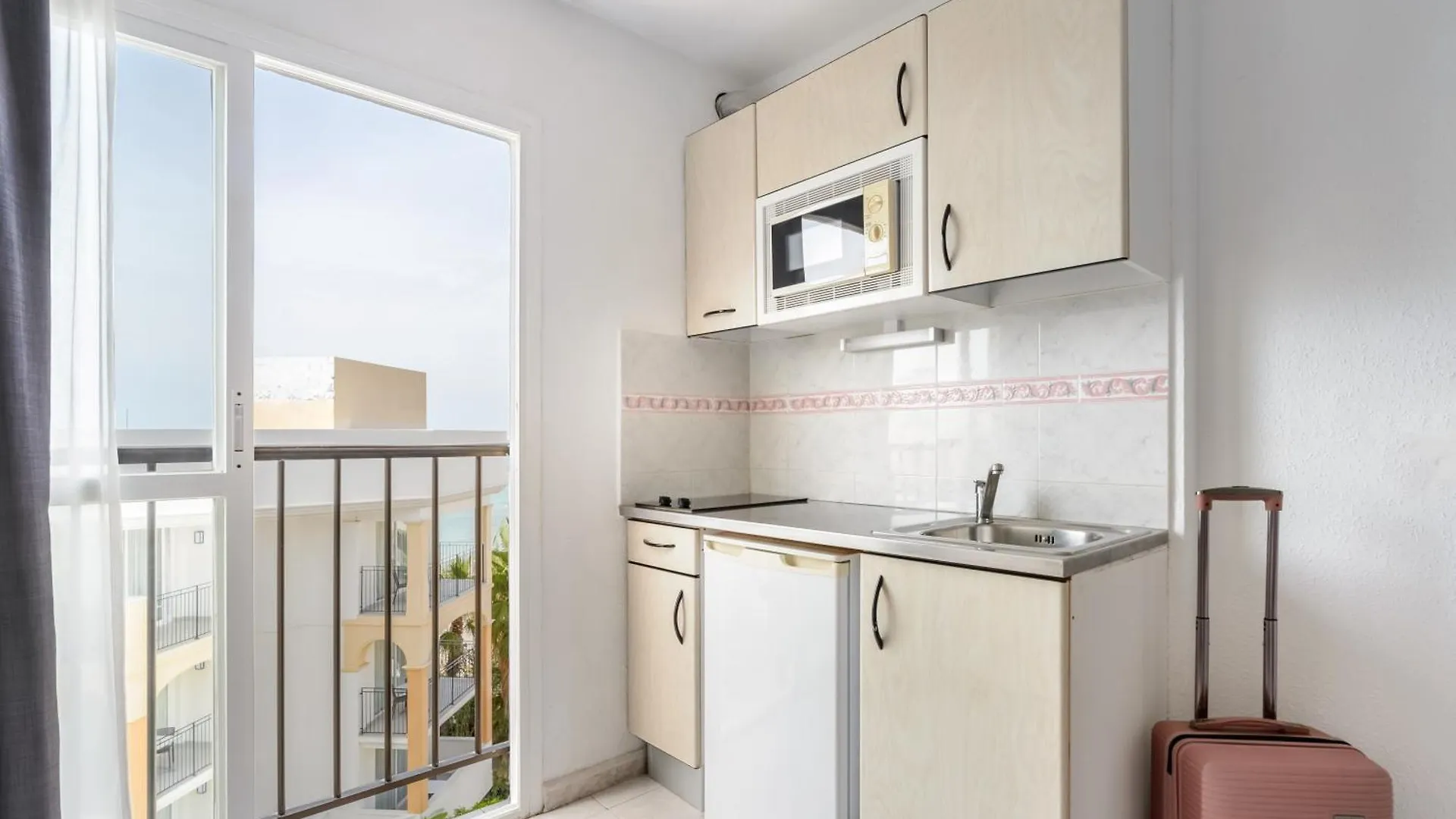 Appartement Vibra Calima Apartamentos - Adults Only San Antonio  Spanje