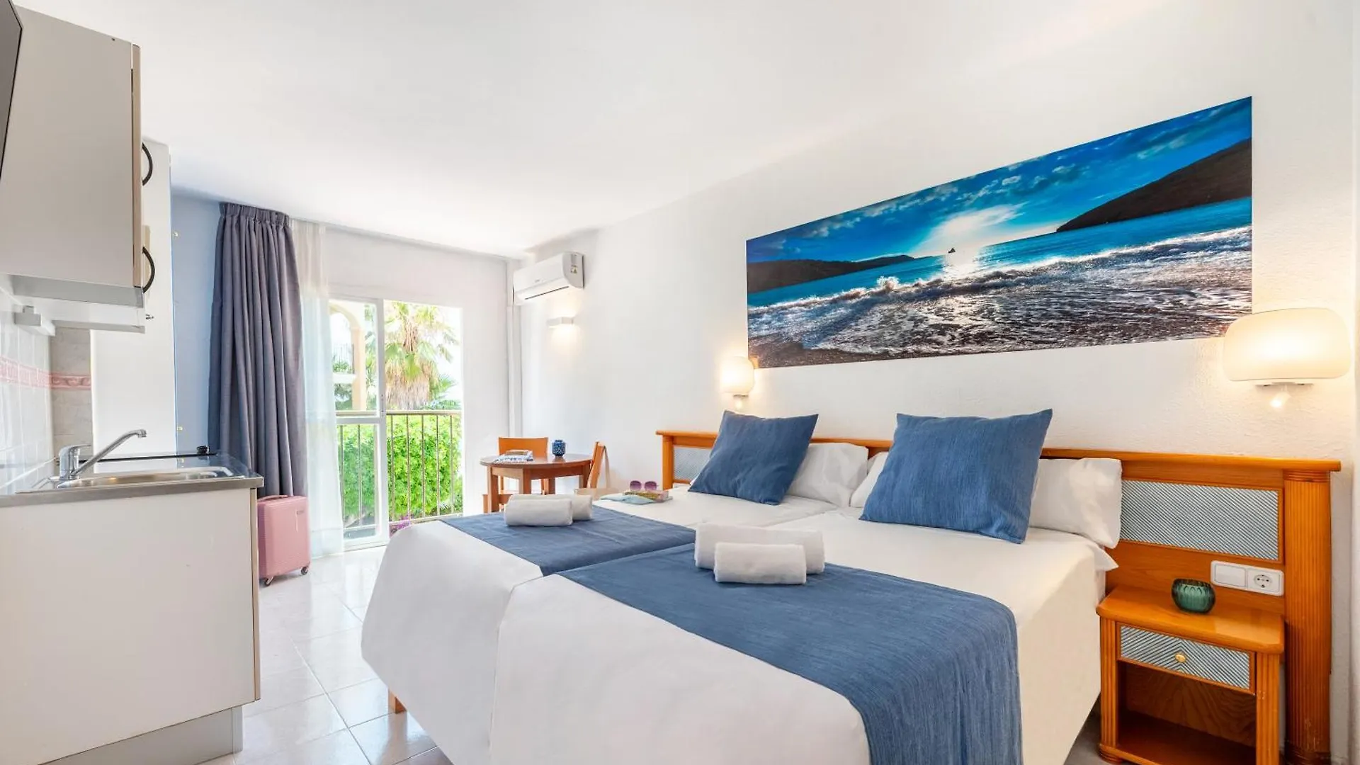 Vibra Calima Apartamentos - Adults Only San Antonio  Appartement San Antonio (Ibiza)