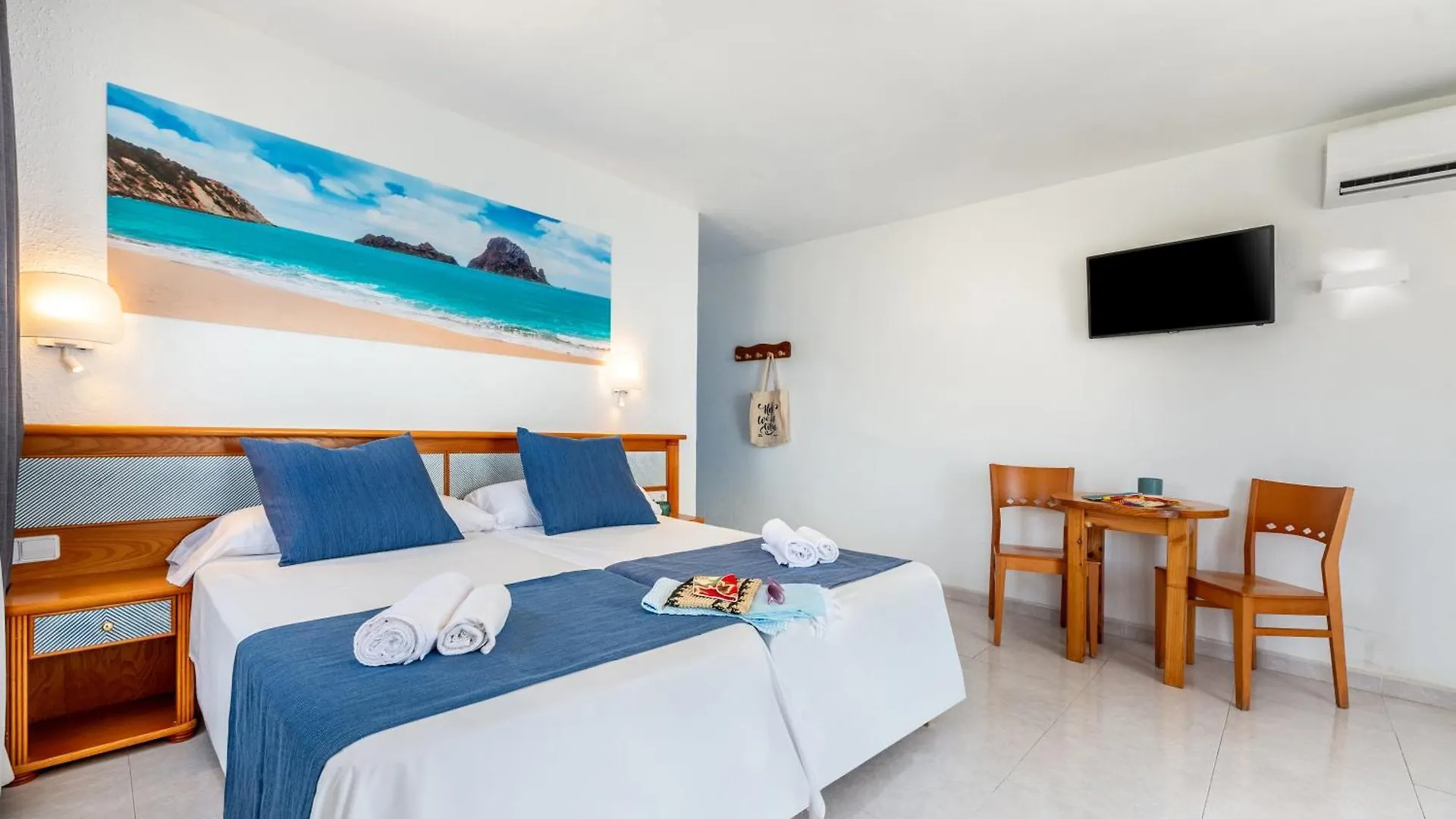 Appartement Vibra Calima Apartamentos - Adults Only San Antonio  Spanje